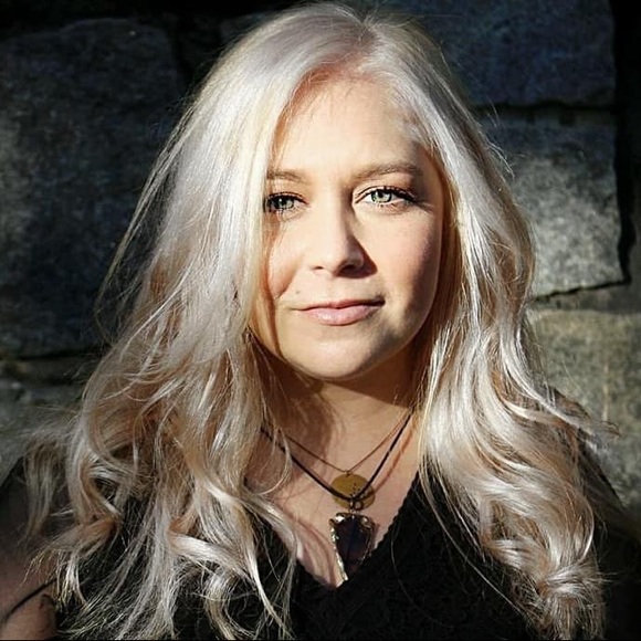 Oh heyyyy it’s Ray! - Picture 2 of 7